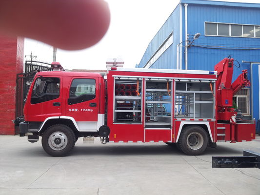 6 Wheeled Fire Fighting Vehicle , 177KW Emergency Fire Truck With 5T Crane