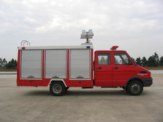 130hp 4x2 Emergency Rescue Fire Truck , Small Fire Tender With Fire Fighting Equipments