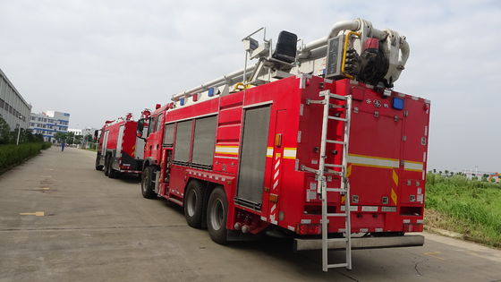 32M Hydraulic Telescopic Water Fire Truck With 5000L Water 2000L Foam Capacity