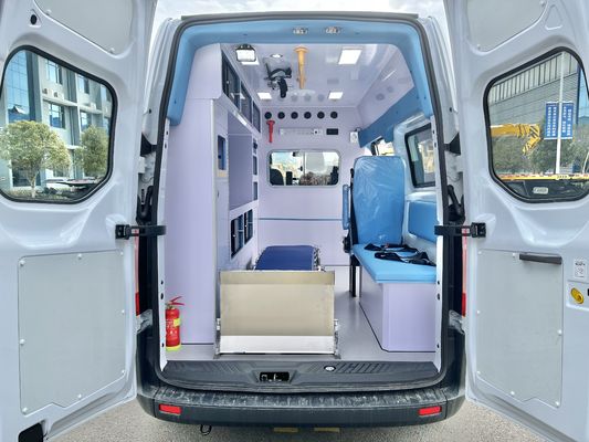 Gasoline First Aid Ambulance For Patient Transfer Urban Emergency Treatment