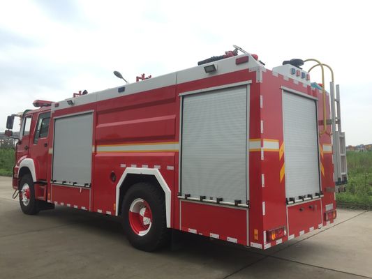 HOWO Double Cabin Forest Fire Truck 266HP With Water Foam 6000L Capacity