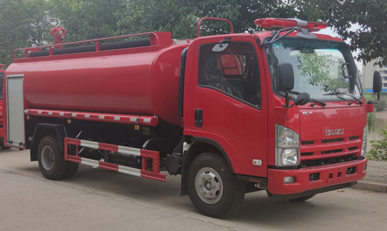 Caminhão de bombeiros industrial ISUZU 190HP 4x2 8000L cor vermelha multifuncional