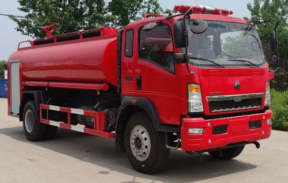 HOWO 118KW Water Rescue Fire Truck 4x2 9000L For Fire Fighting