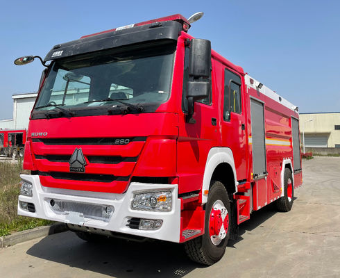 Caminhão de bombeiros para serviço pesado HOWO 310hp 6 rodas 8000L capacidade de espuma